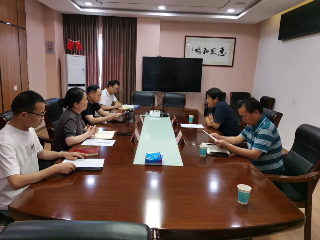 区政协党组成员王志刚到常青花园开展专题调研