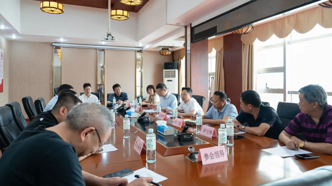 区政协专题调研全区农产品供应链平台建设